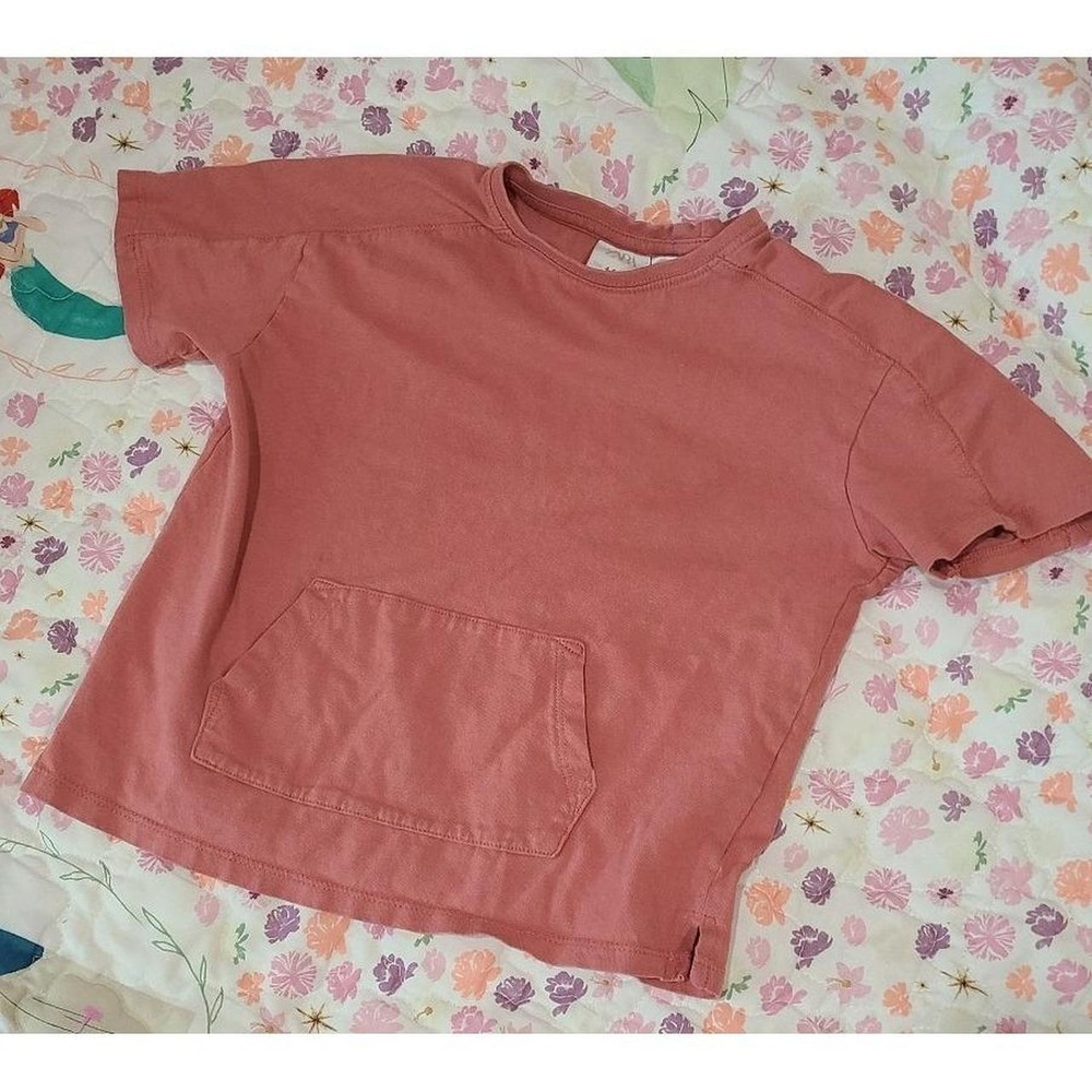 Zara tee size 4/5